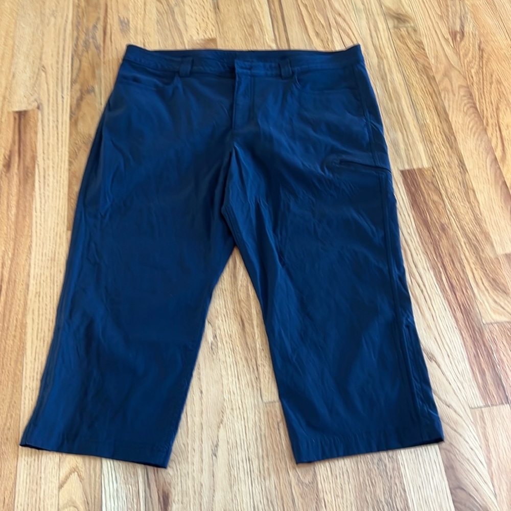 Eddie Bauer Capri Athletic Pants, Size 16